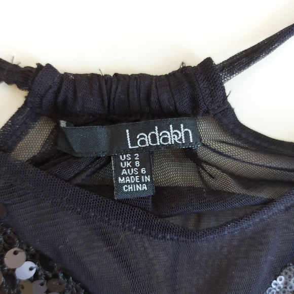 Sheer sequin black tank top - Picture 5 of 8